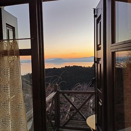 Riga'S Pinakoti Lodge Pinakátai Екстериор снимка