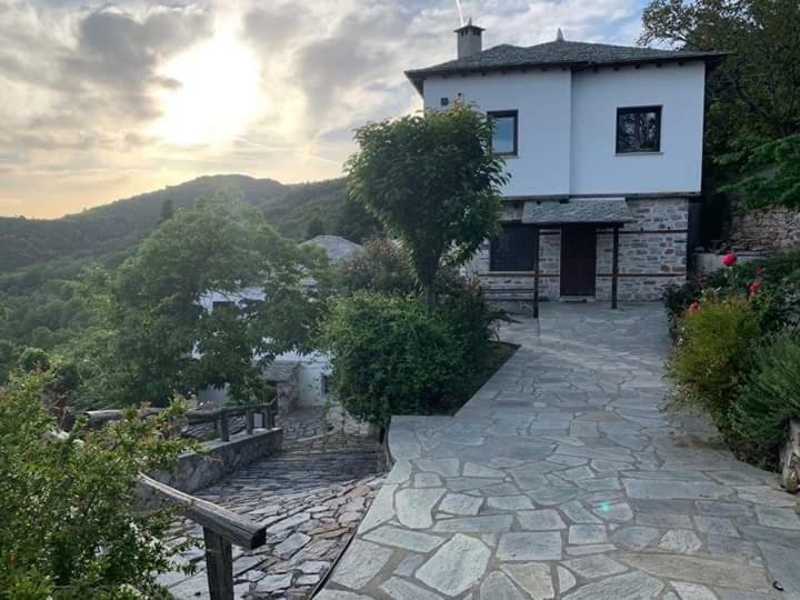 Riga'S Pinakoti Lodge Pinakátai Екстериор снимка